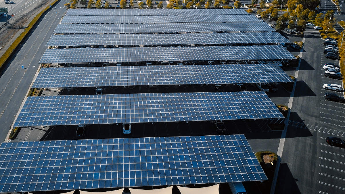 NRG Projekt photovoltaik parkplatz parkplaetze Gesamtueberdachung Gesamtueberdachungen berlin brandenburg